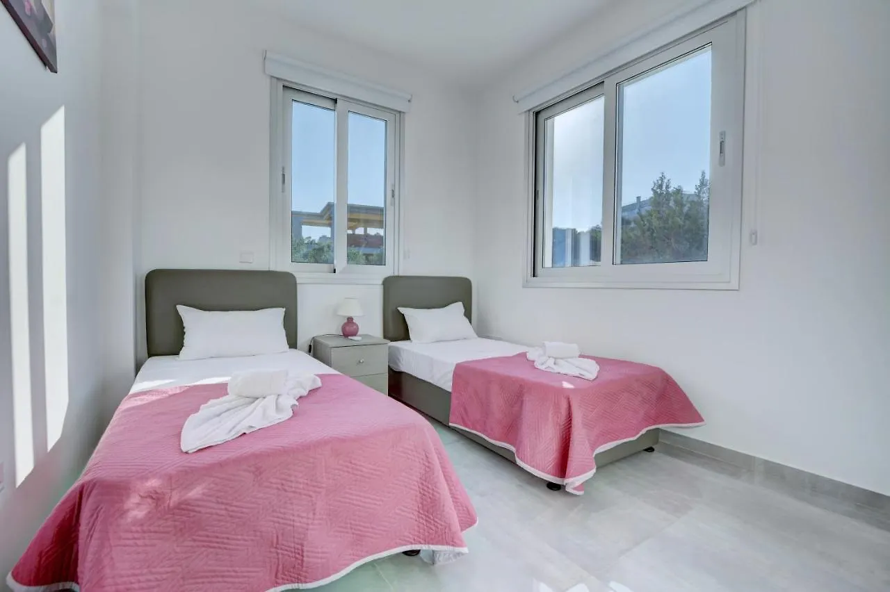 Aetopetra Villa Protaras